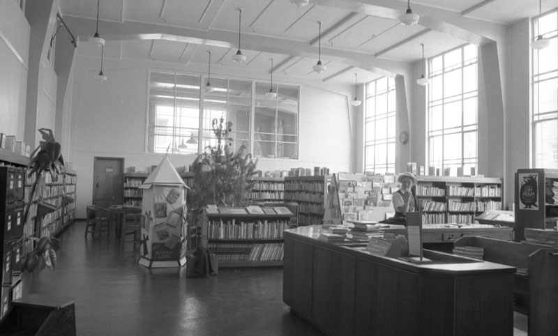 bx. Central Library, interior and exterior