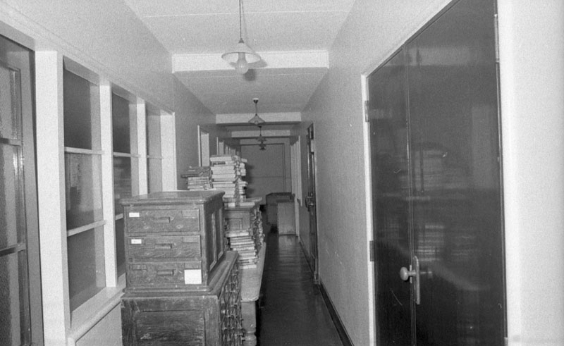 cm. Central Library, interior and exterior