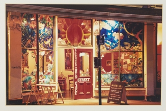 'Cafe Gaudy', Art Street Cafe,  90 Aro Street