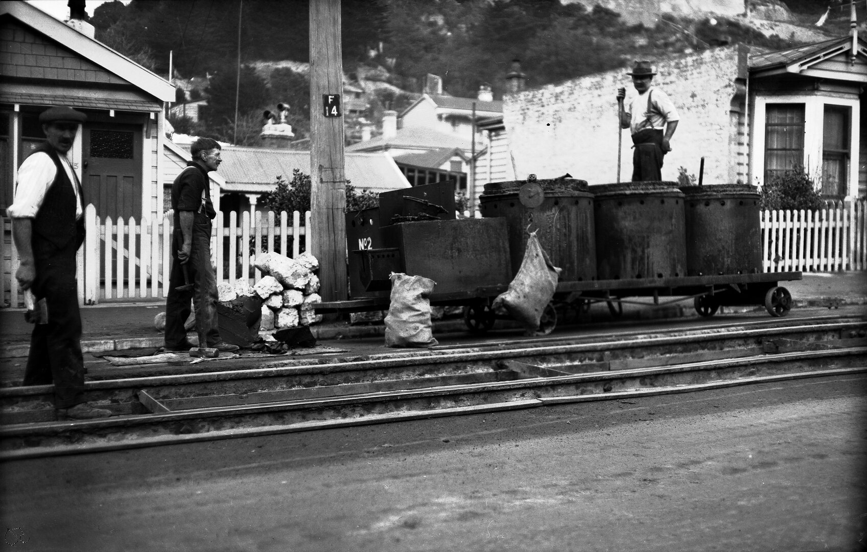 Aro Street, workmen with Neuchatel Boiler, no.2