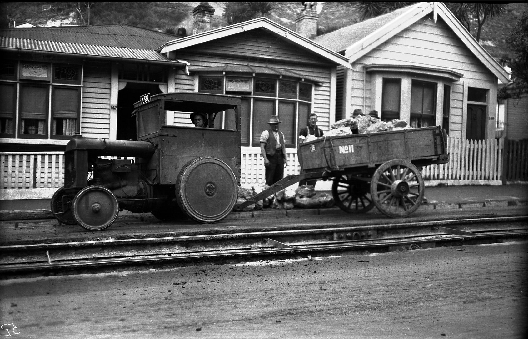147 and 149 Aro Street, workmen with tractor and cart no.11