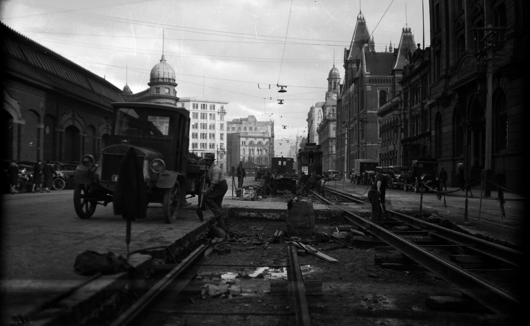 Customhouse Quay, newly laid tram rails on left, existing rails on right