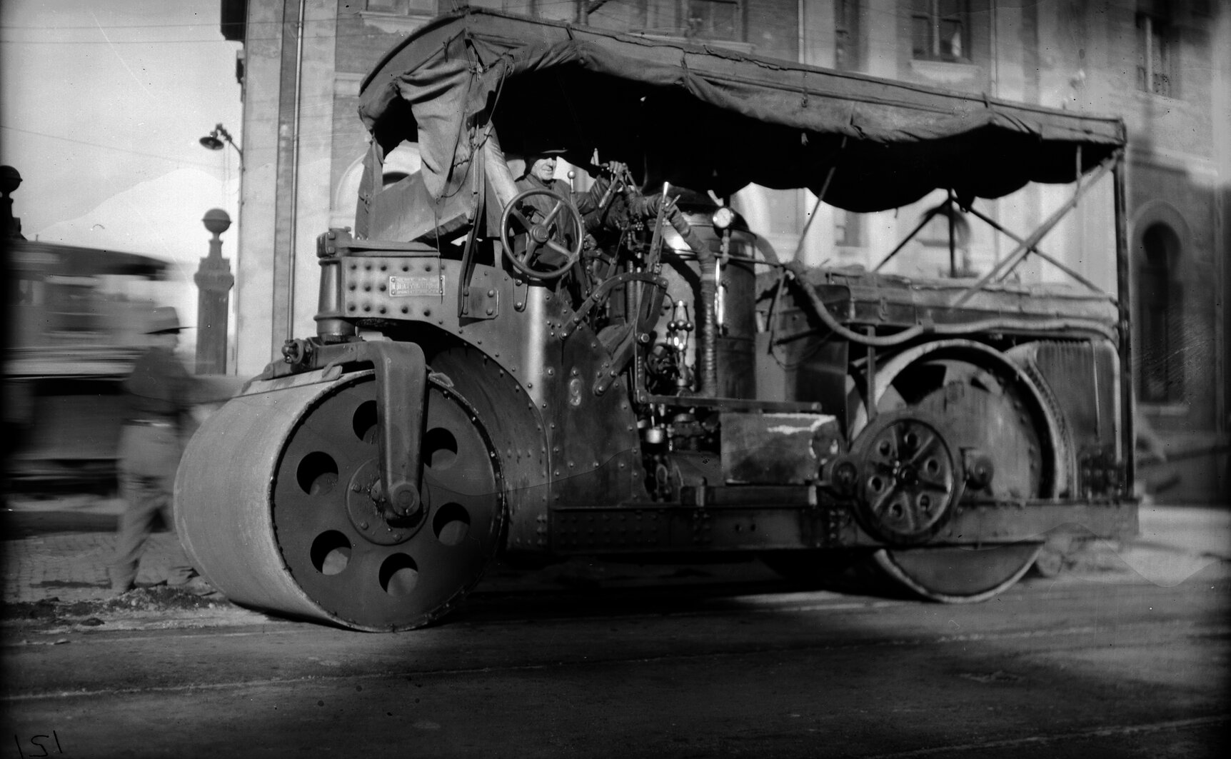 Customhouse Quay, Steam Roller used for top coat bitumen roading