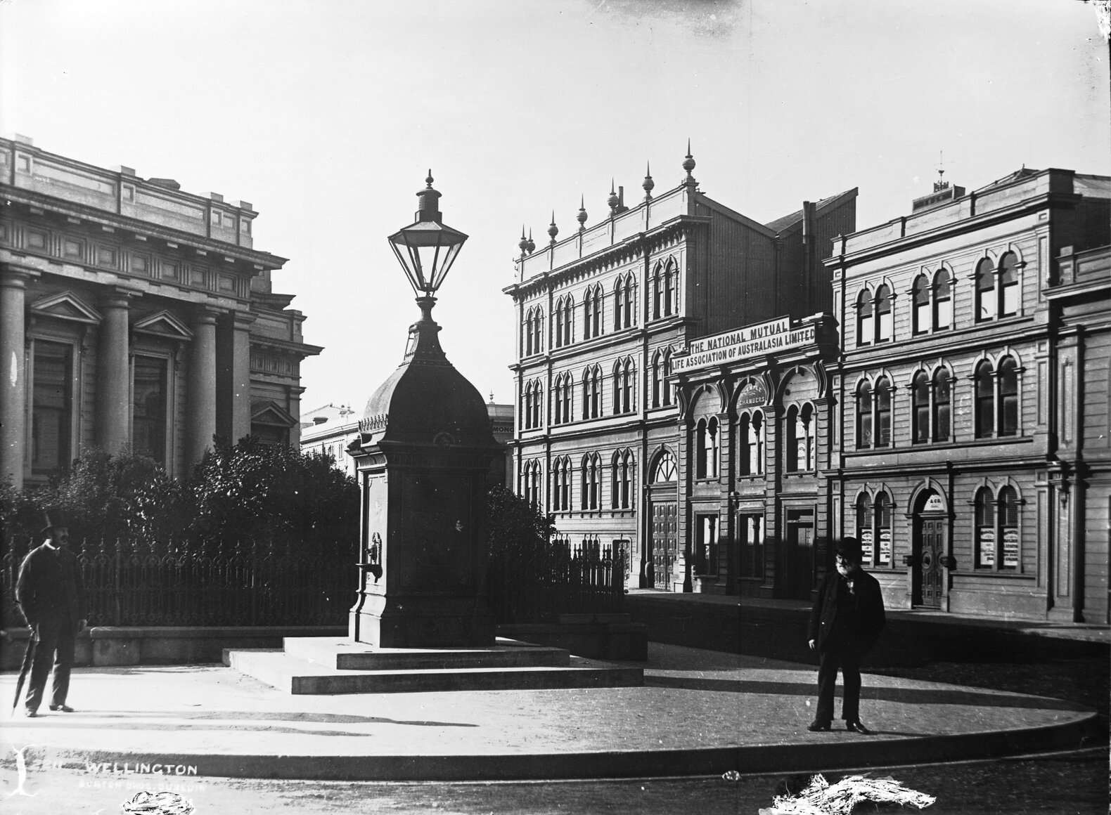 Lambton Quay / Featherston Street , Martin's Fountain