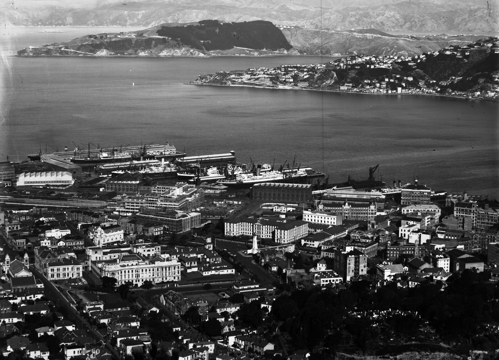Wellington Business Area and Harbour