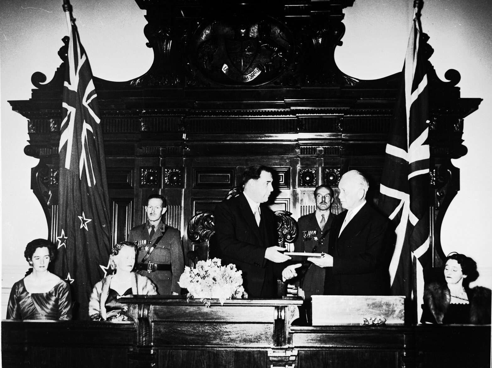 Wellington Local Bodies farewell to Lord and Lady Norrie