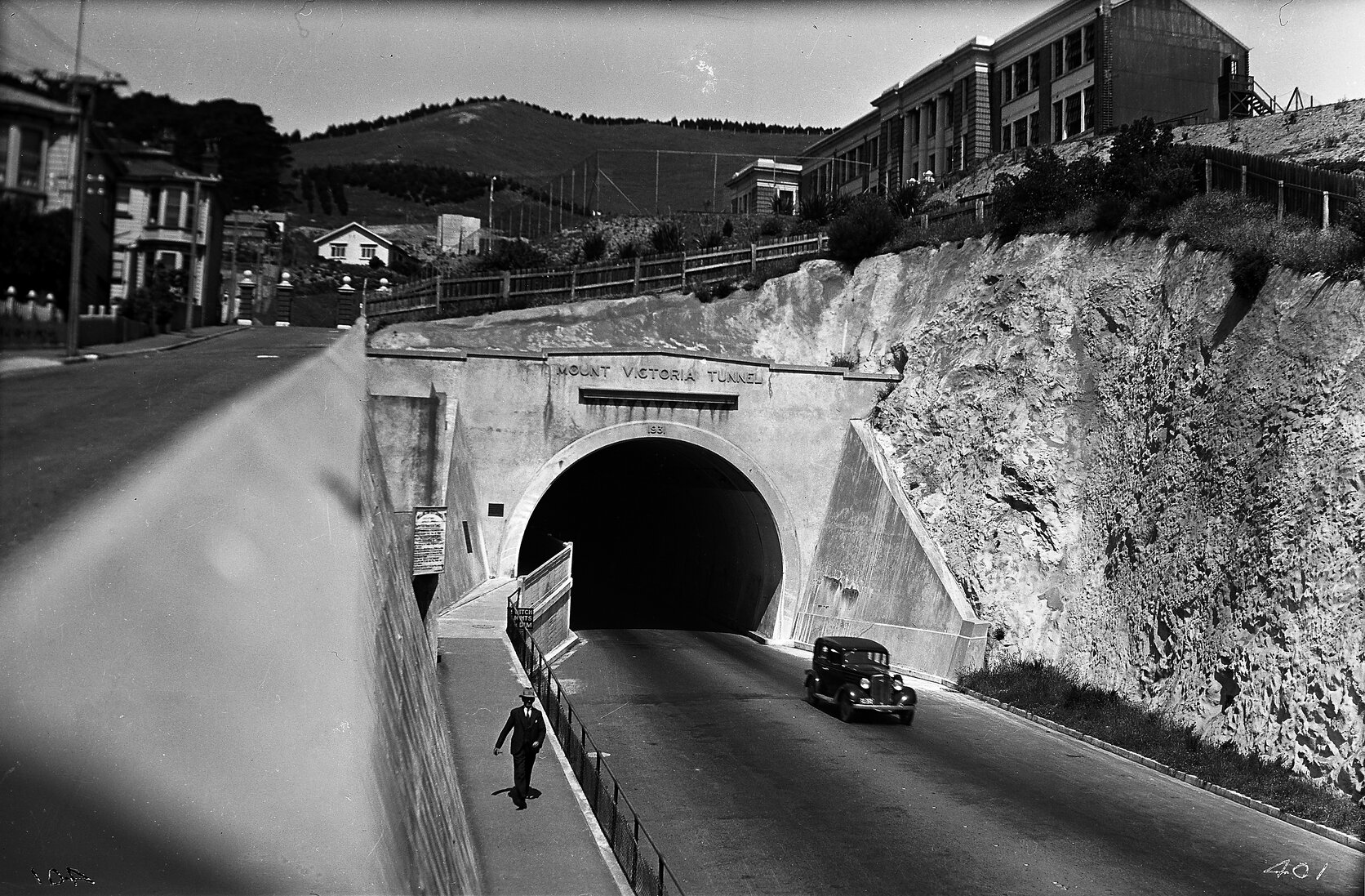 Mount Victoria Tunnel, City Portal