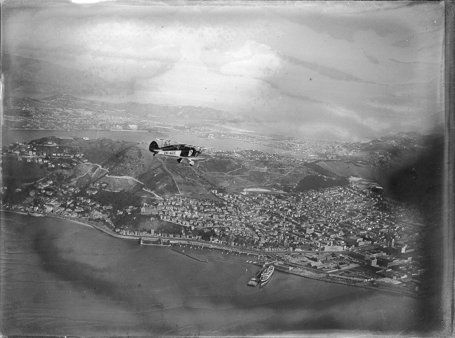 Aeroplane flying over Wellington