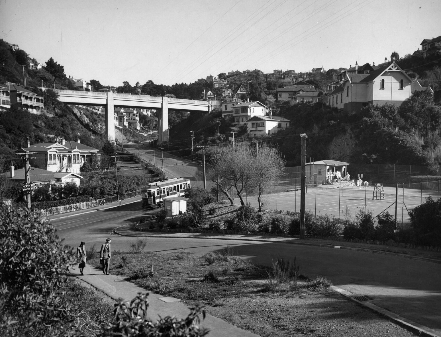 Kelburn Viaduct from Glenmore Street