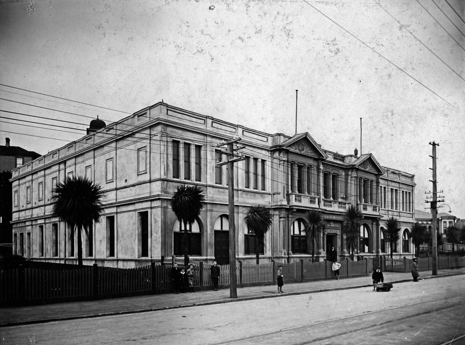 Newtown Public Library, Riddiford Street