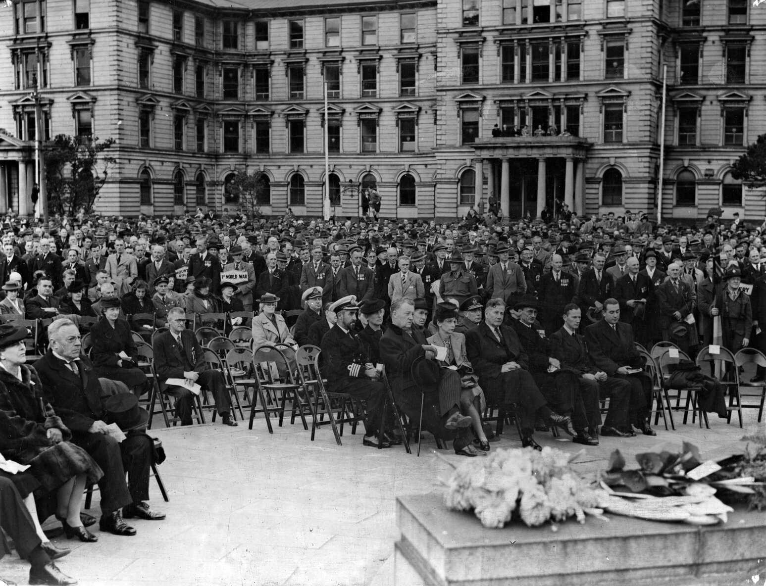ANZAC Day Commemorations, Government Buildings