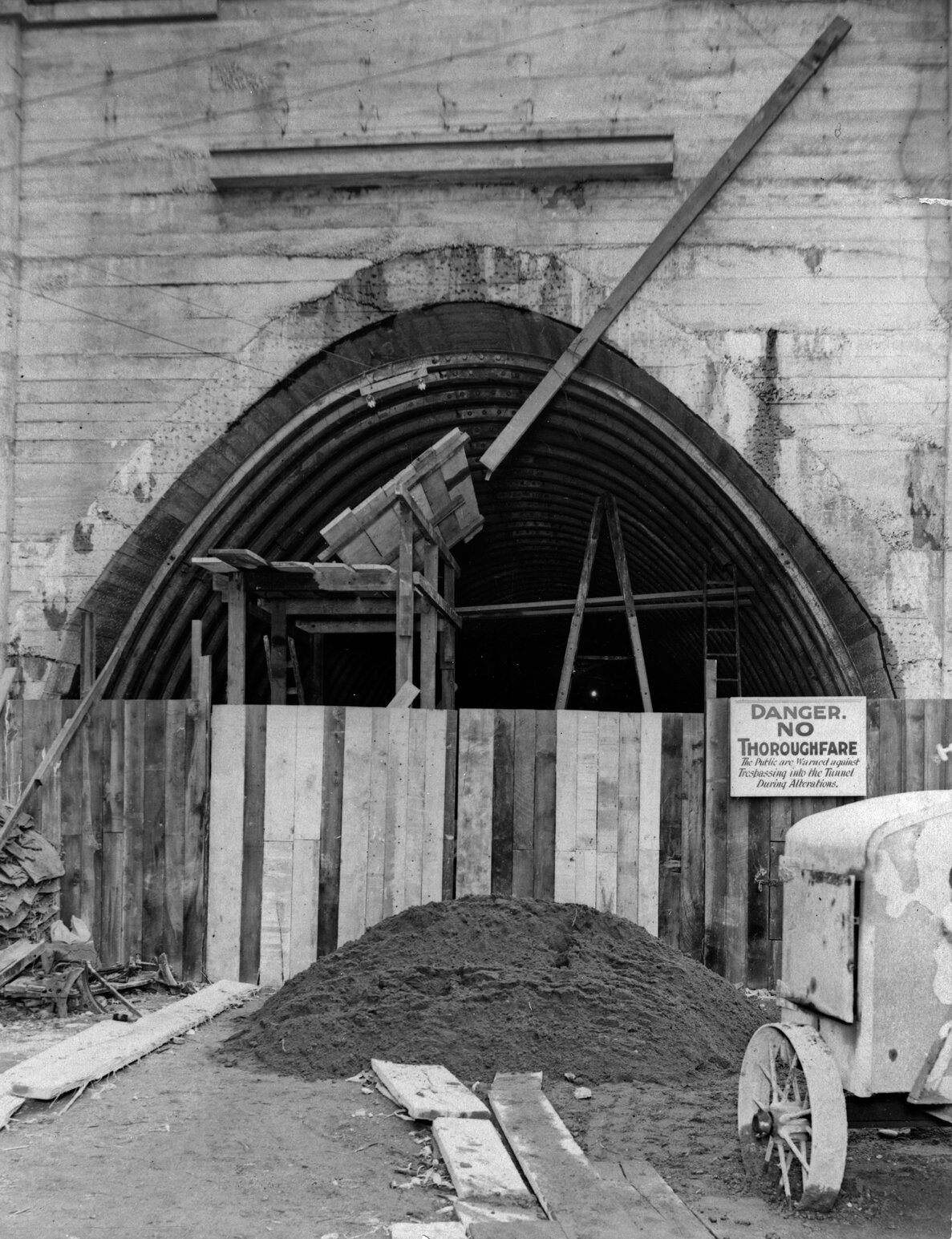 Straightening of tunnel, Northland Tunnel
