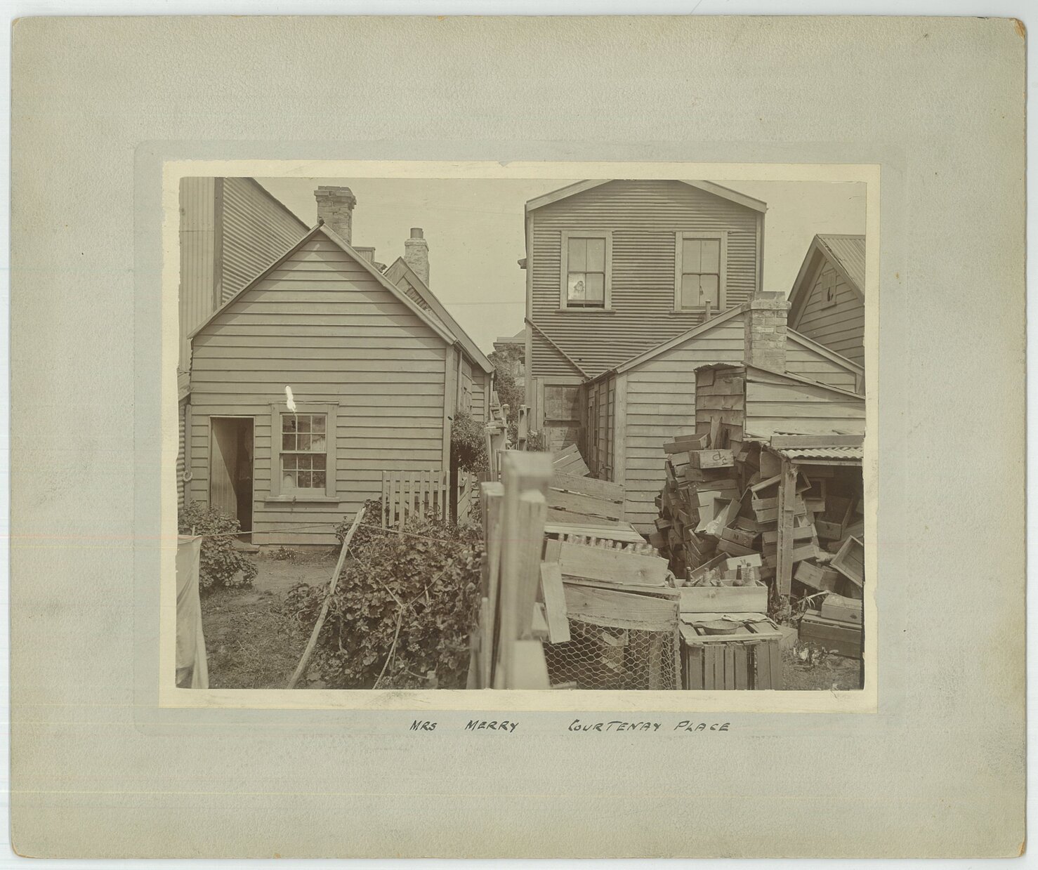 Courtenay Place, South facing