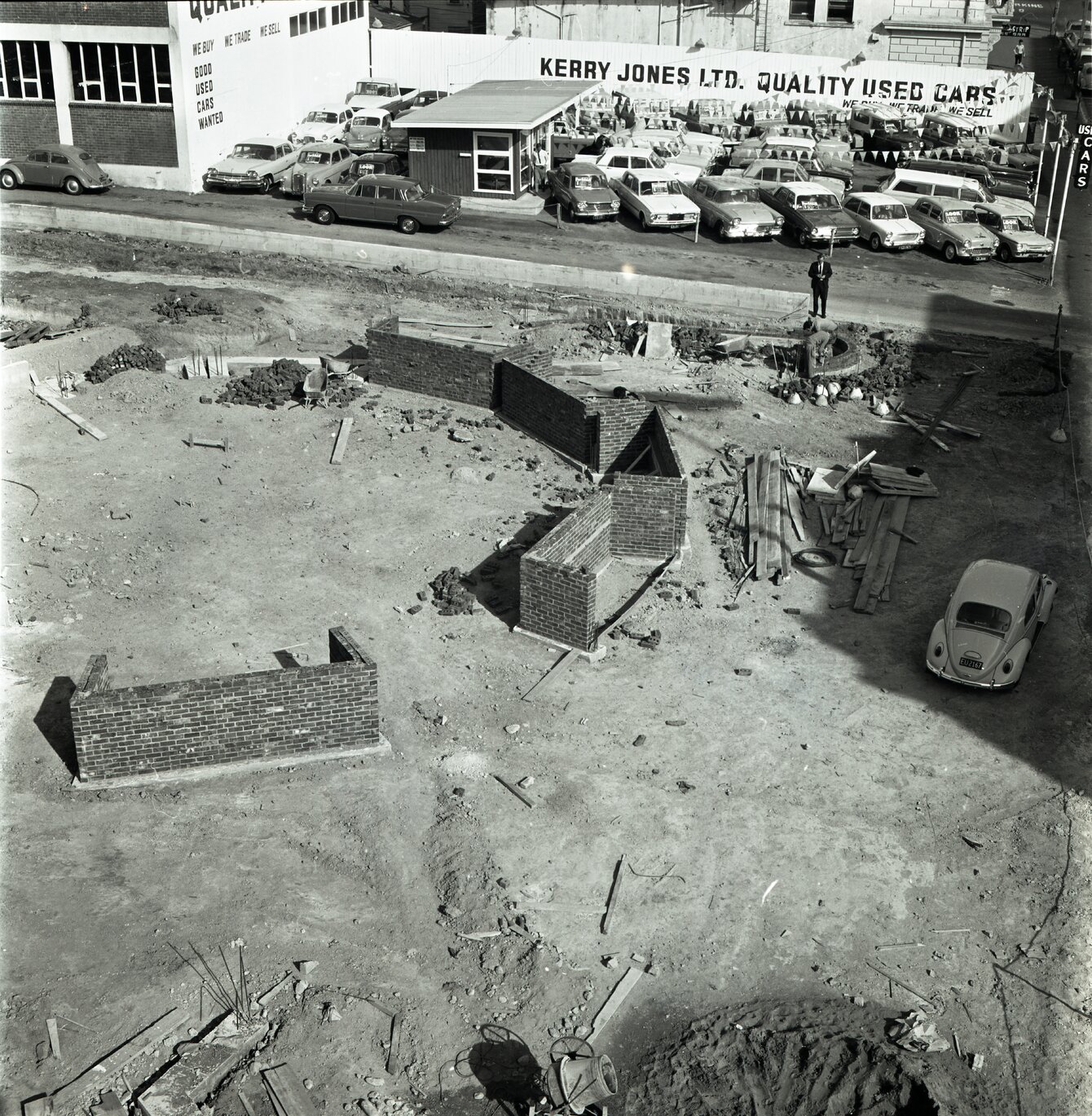 Ghuznee Street, progress work on Glover Park