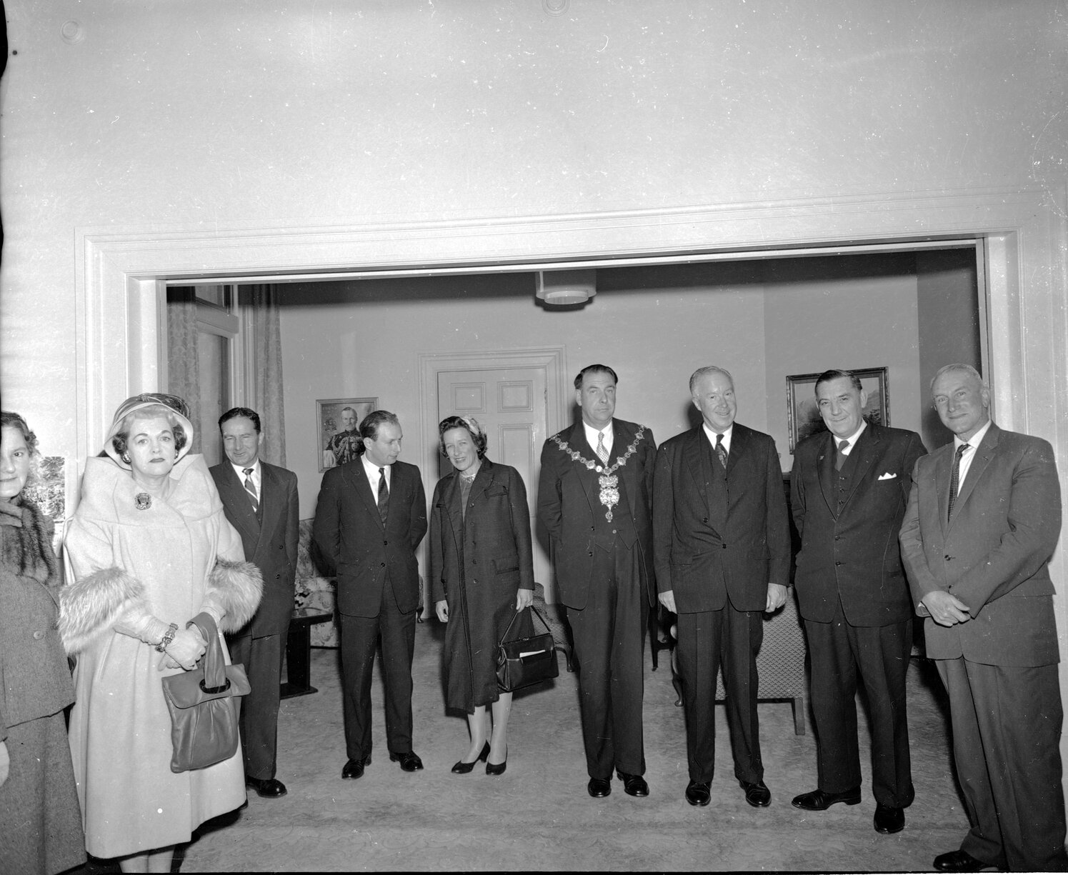 Conductor Charles Munch appears in Concert Chamber, bust not in Mayor's Room