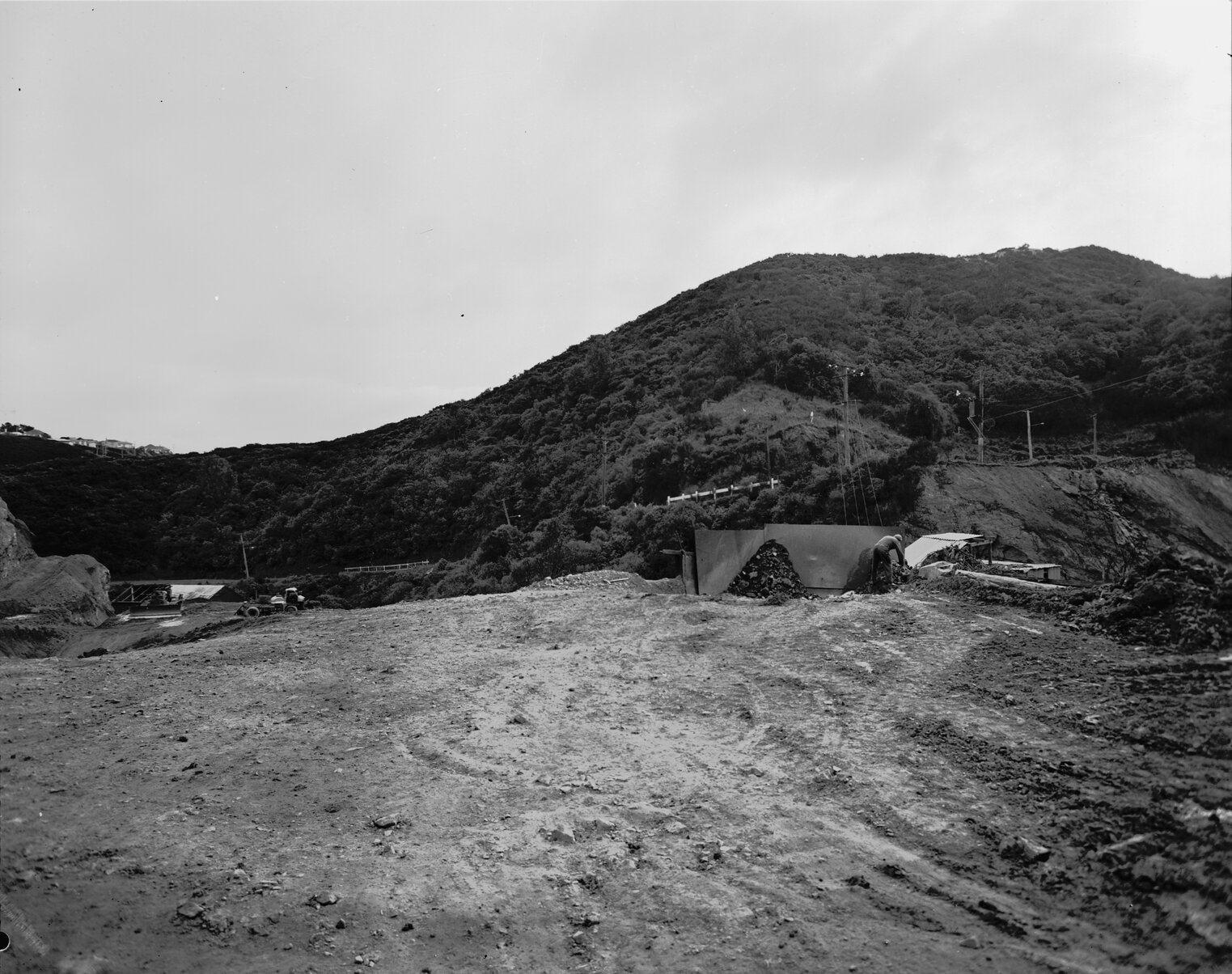 Newlands Road (for Mr. Coyle, Valuer's Department)