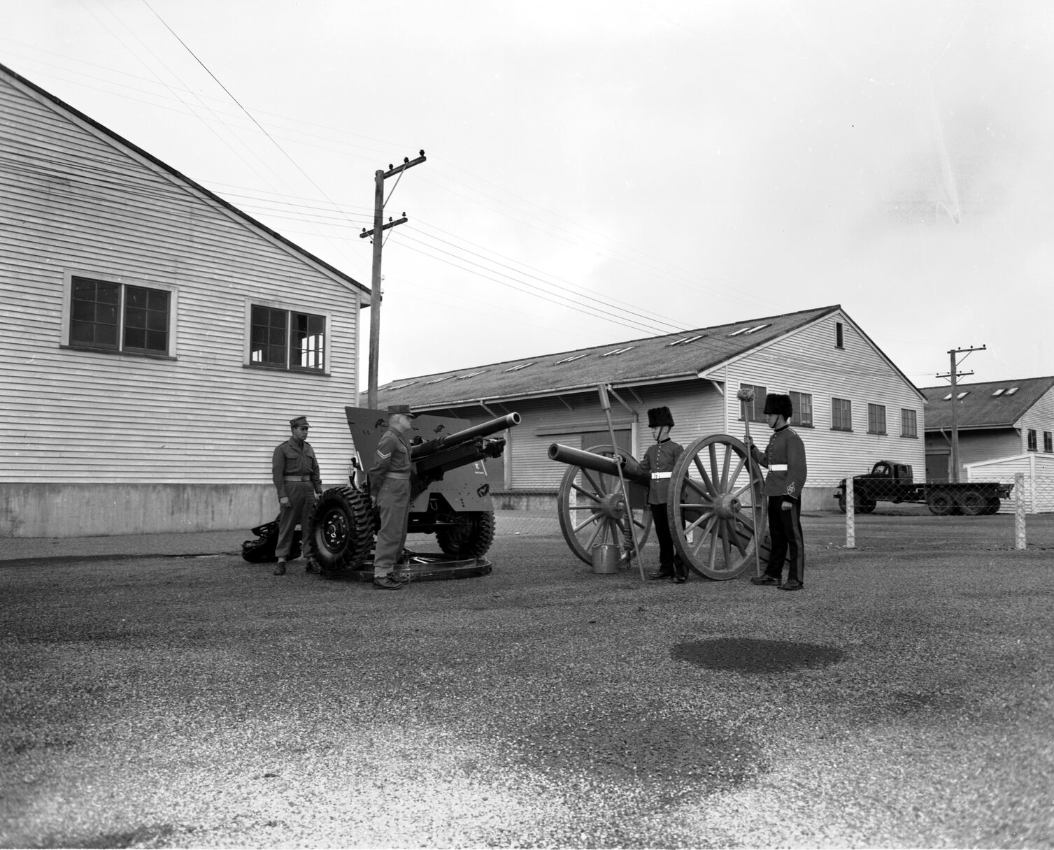 Tattoo: Gunners &amp; guns, Trentham Military Camp