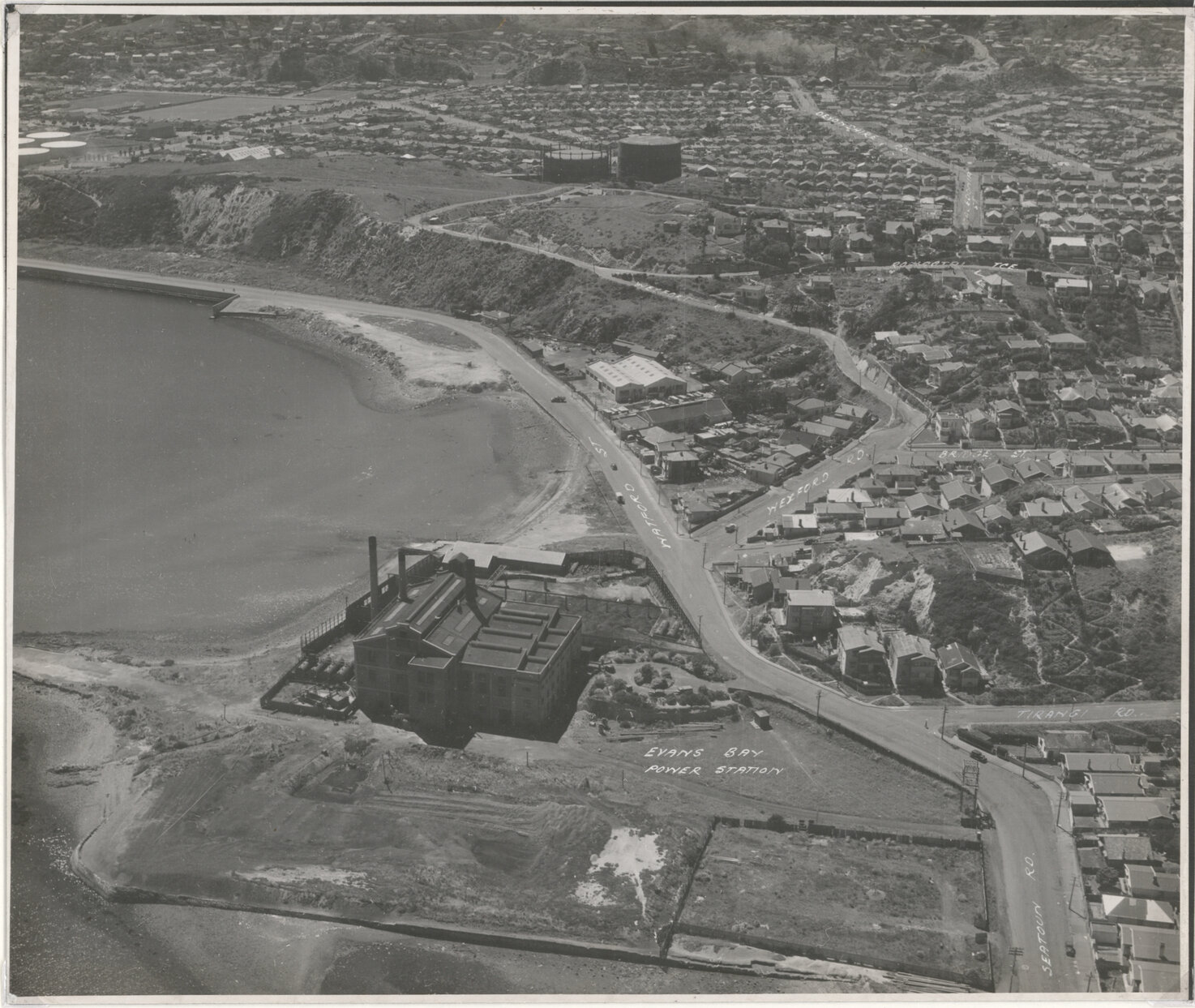 Aerial View of Wellington 1947, Evans Bay, Power station