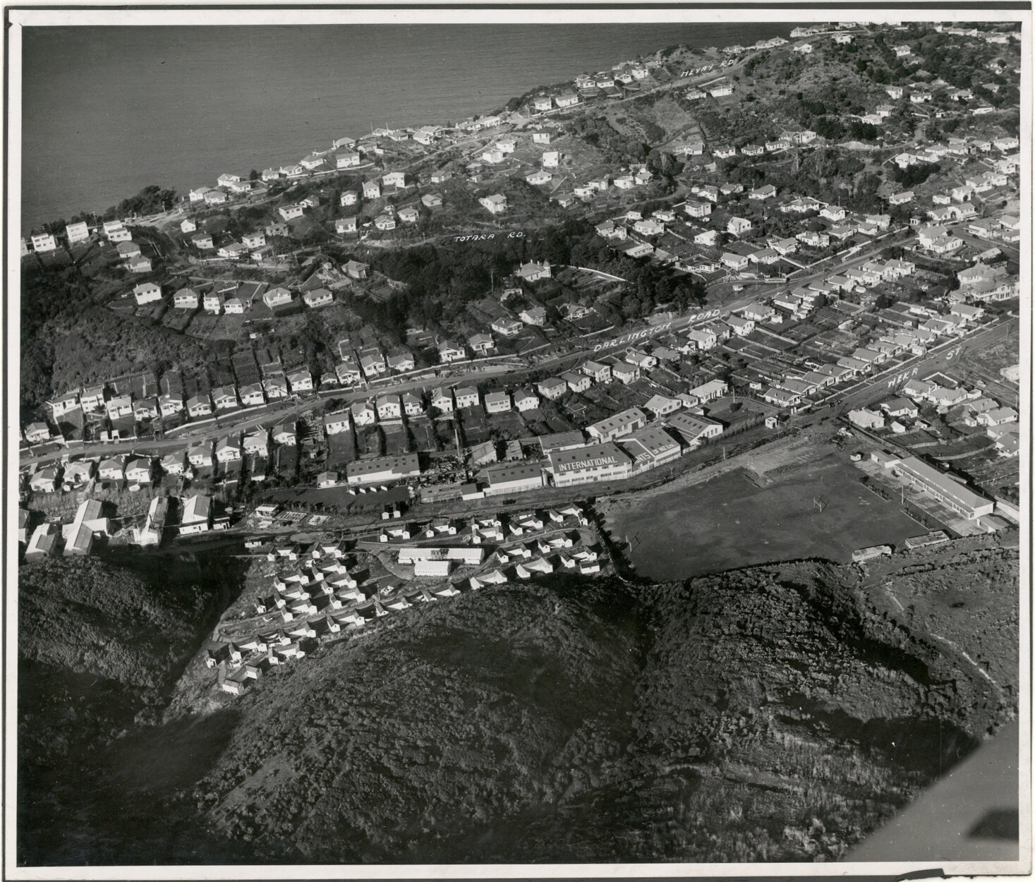 Aerial View of Wellington 1947, Miramar, Nevay Road, Totora Road, Darlington Road