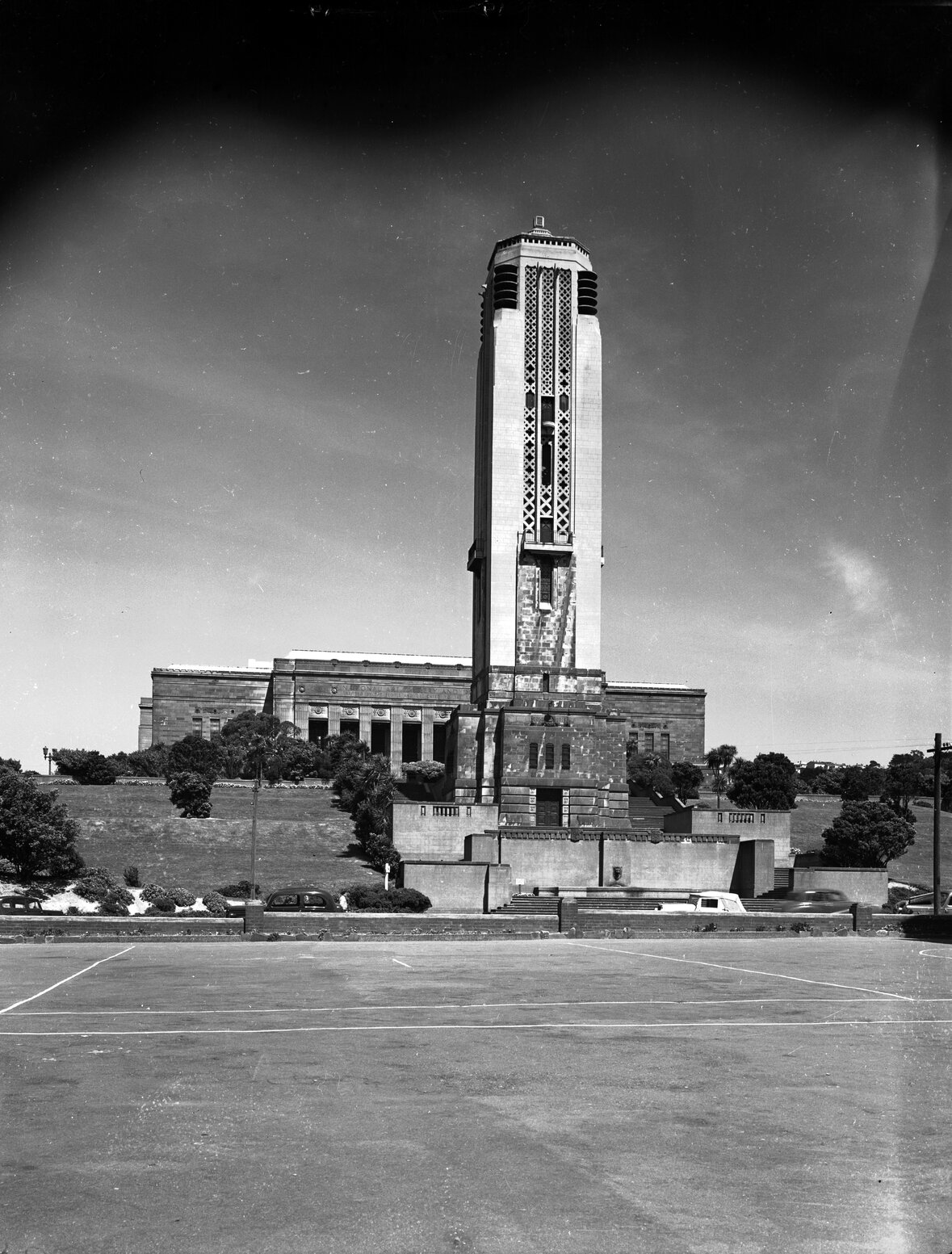 Carillon, National War Memorial, Buckle Street