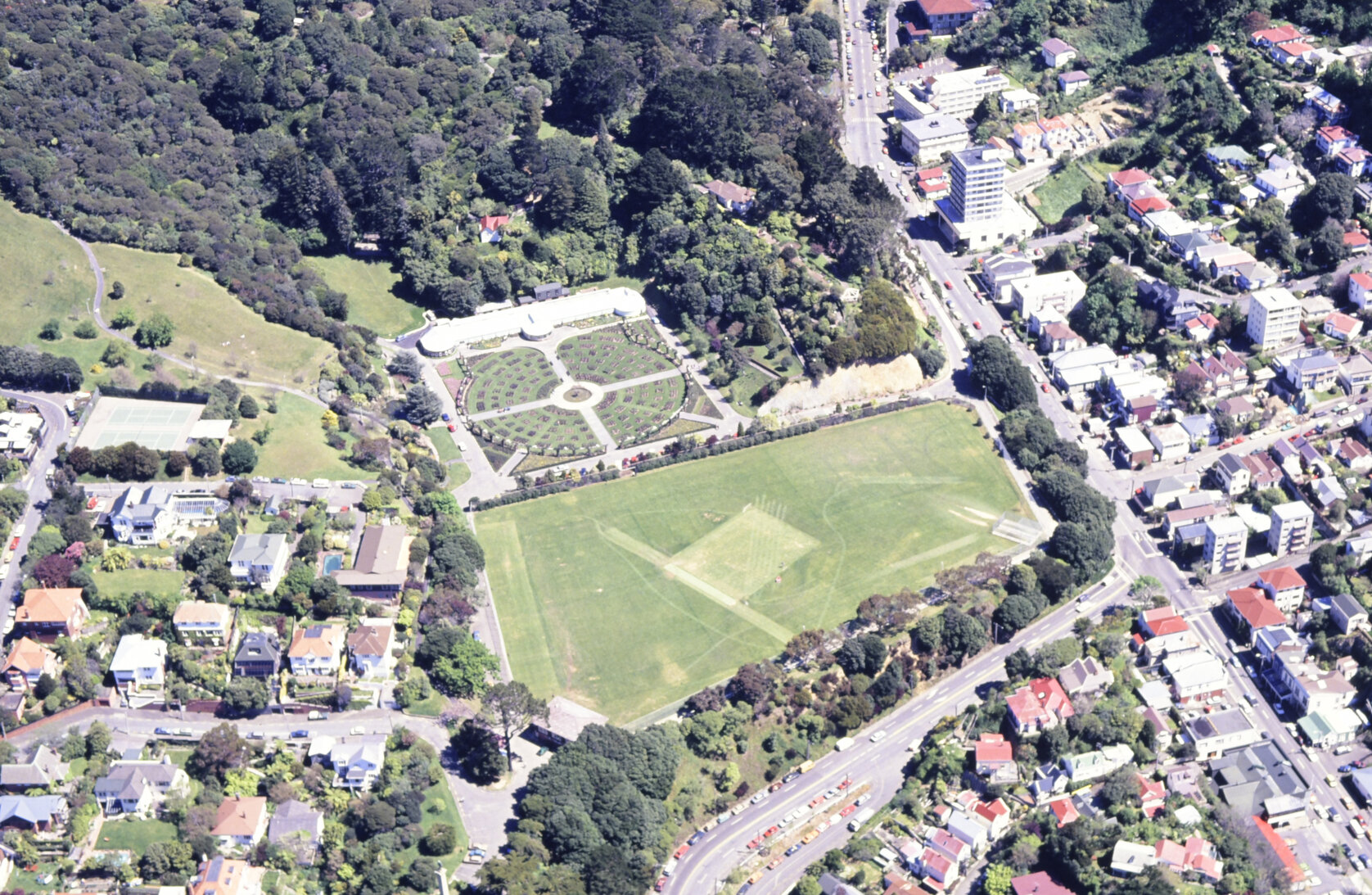 Botanic Garden plants, circa 1990. Aerial views of Botanic Garden, Anderson Park, Mount Albert, 18 Oct 1990