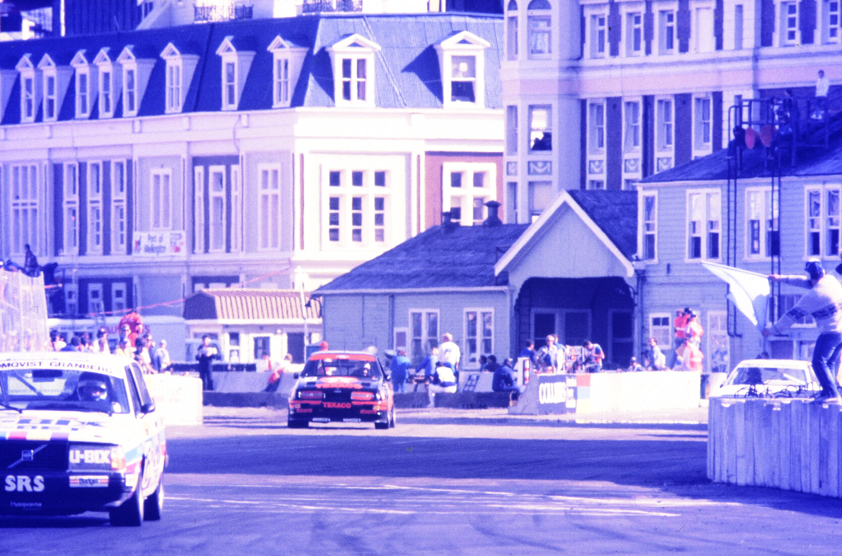 Nissan Mobil 500
