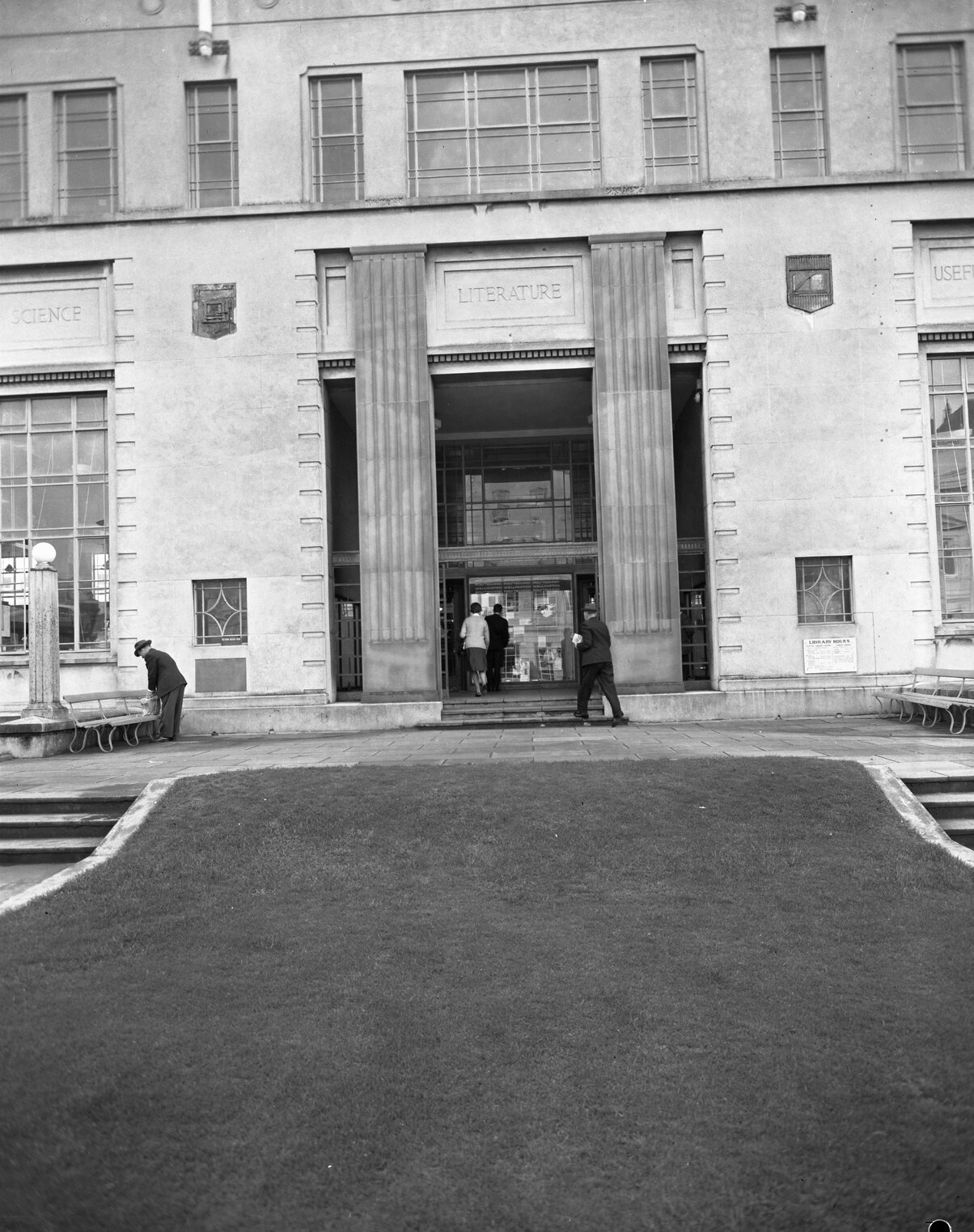 Wellington Central Public Library: main entrance