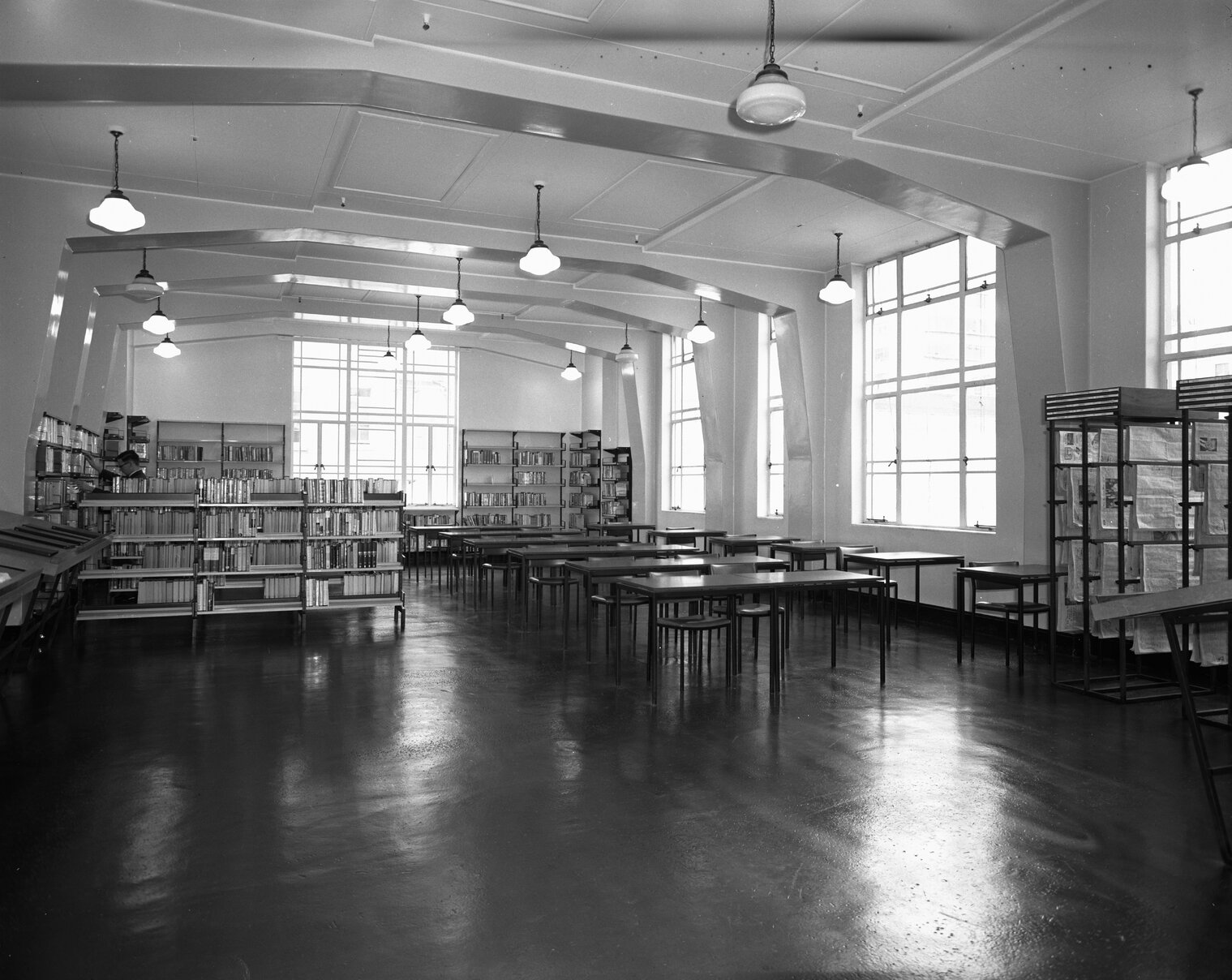 Wellington Public Library: Newspaper &amp; Commonwealth Collection Room