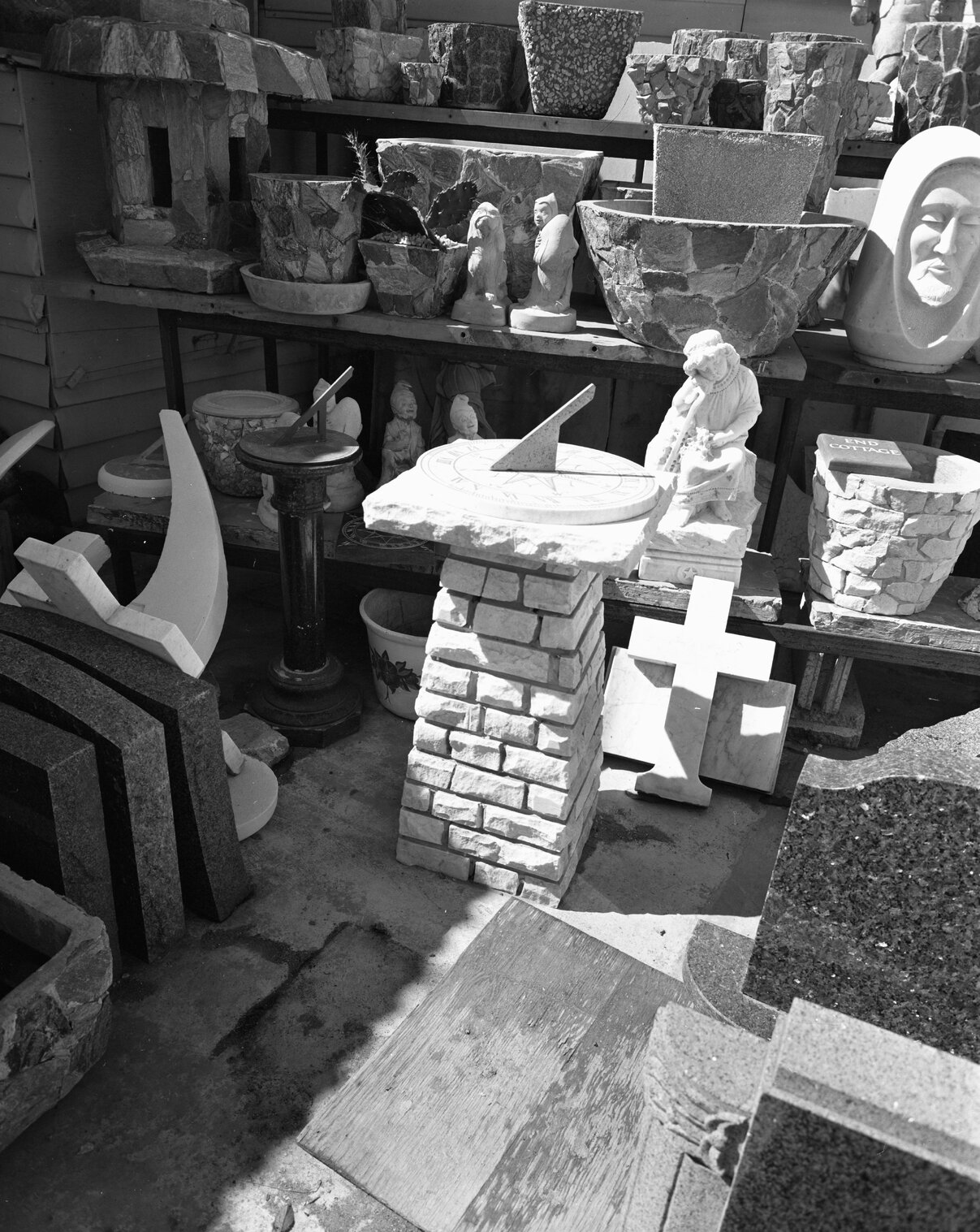 Karori Suburban Branch Library: sundial at Beddie &amp; Sons: Petone