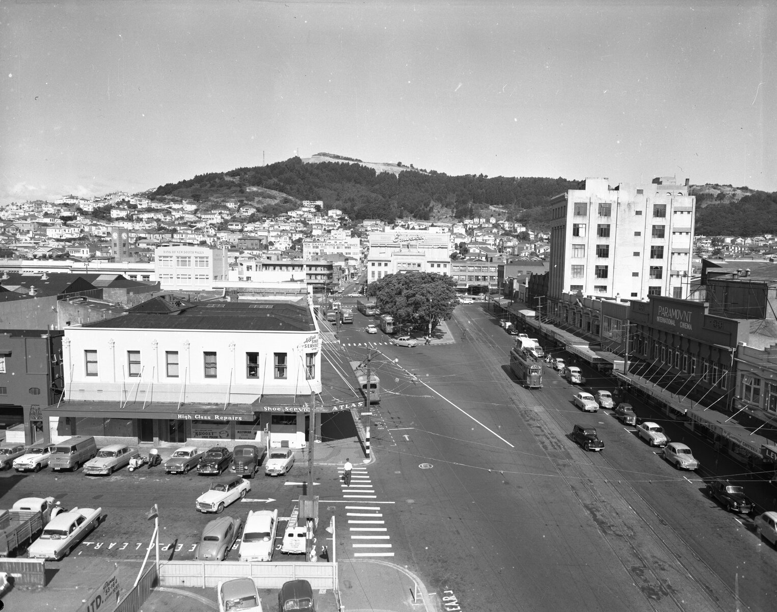 Streetscape, Bus / Tram Terminal, Courtenay Place
