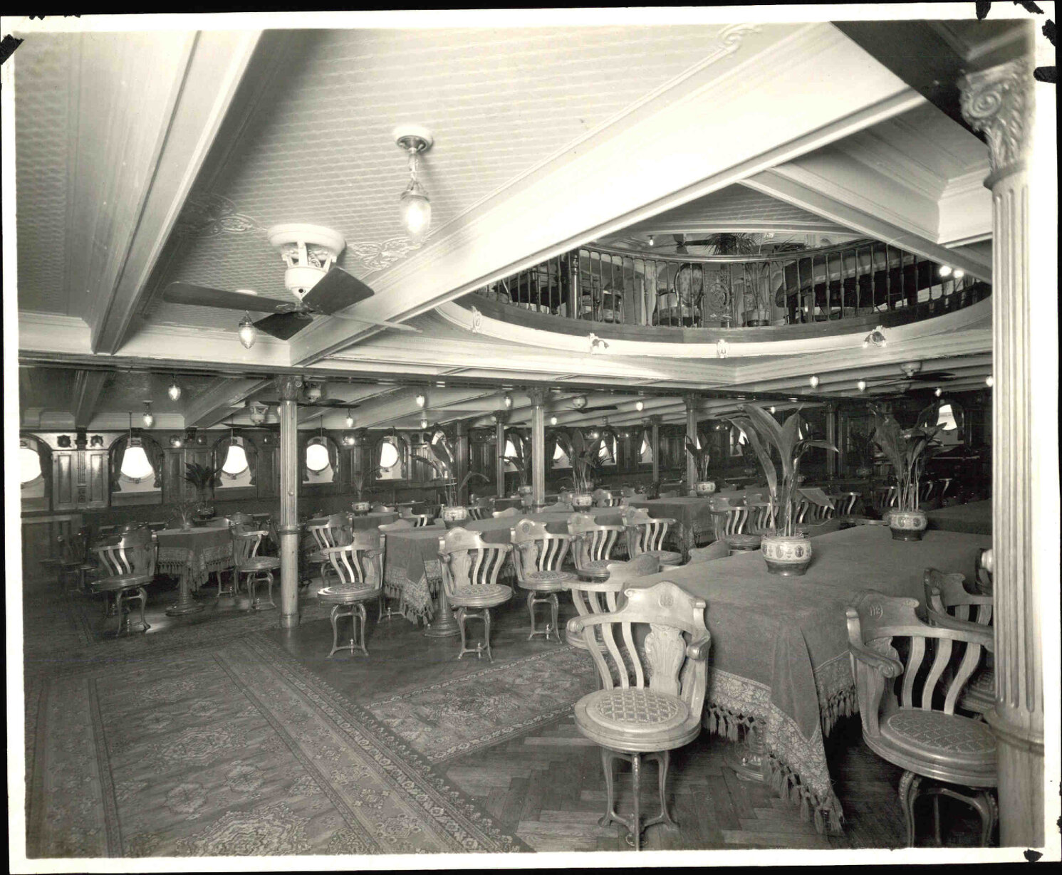 Makura First Class Dining Saloon