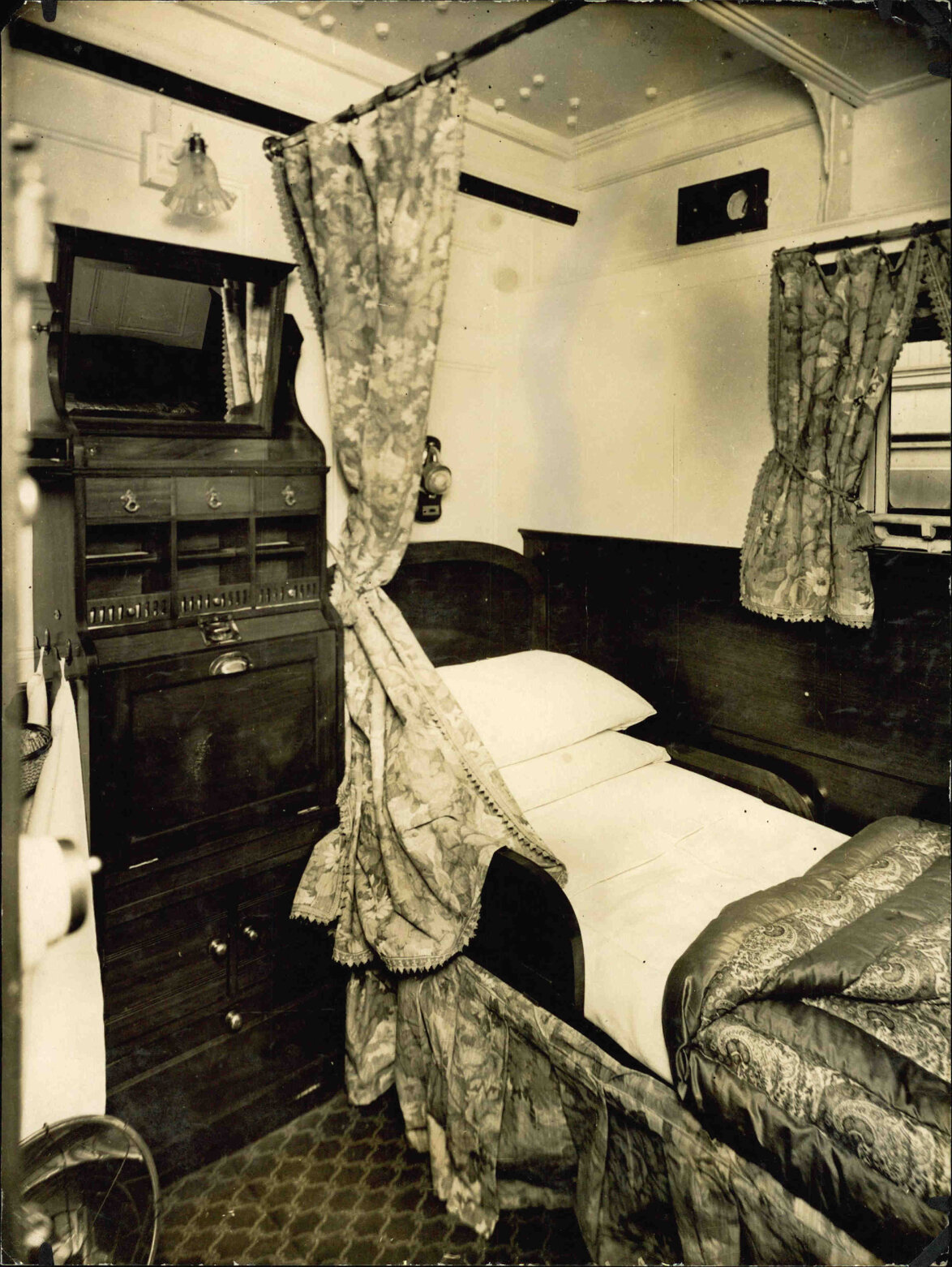 Makura Cabin-de-Luxe