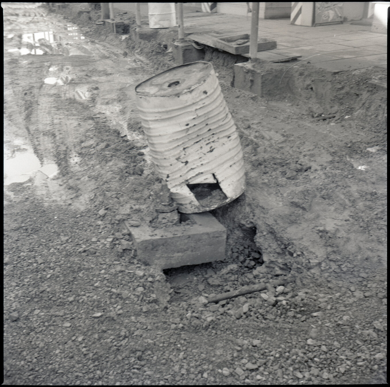 j. Street Repairs, Drainage, Ghuznee Street, Te Aro, Road works in progress