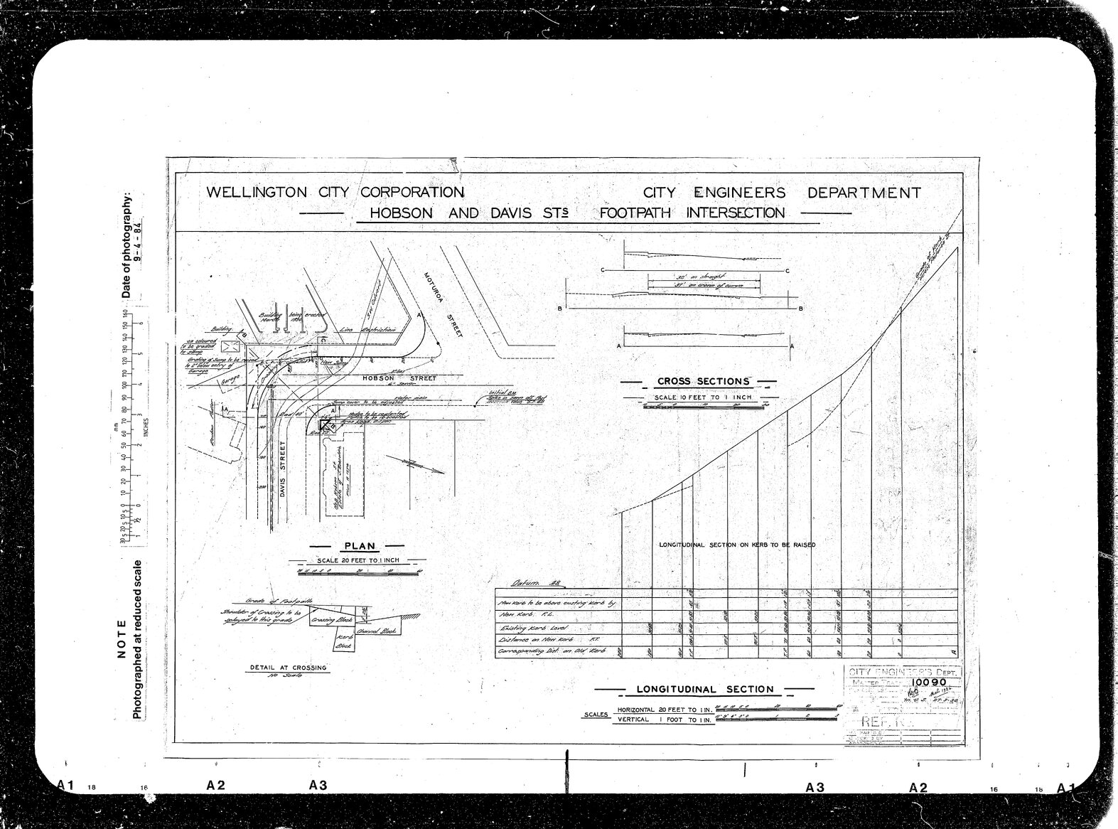Hobson and Davis Streets footpath, intersection