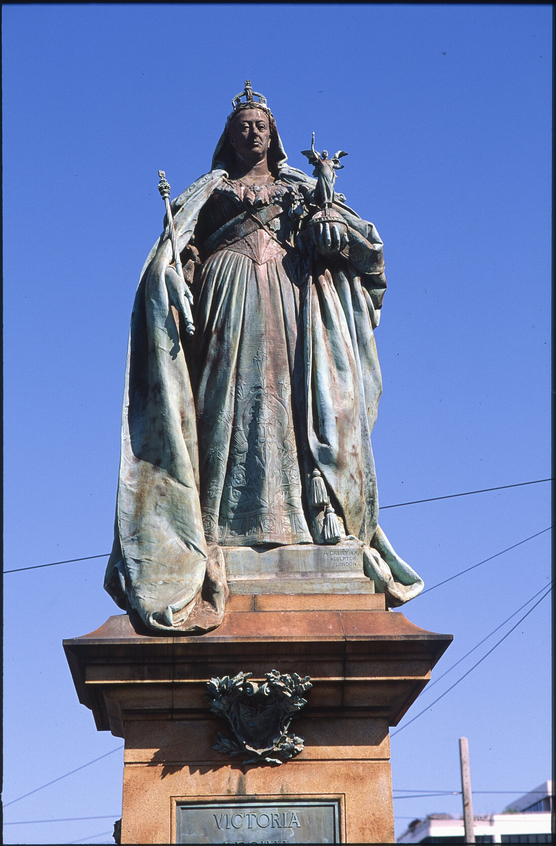 Statue of Queen Victoria, Kent Terrace