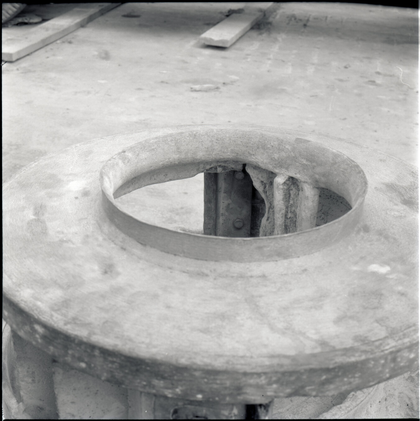 h. Engineering Shop - impact crusher impeller