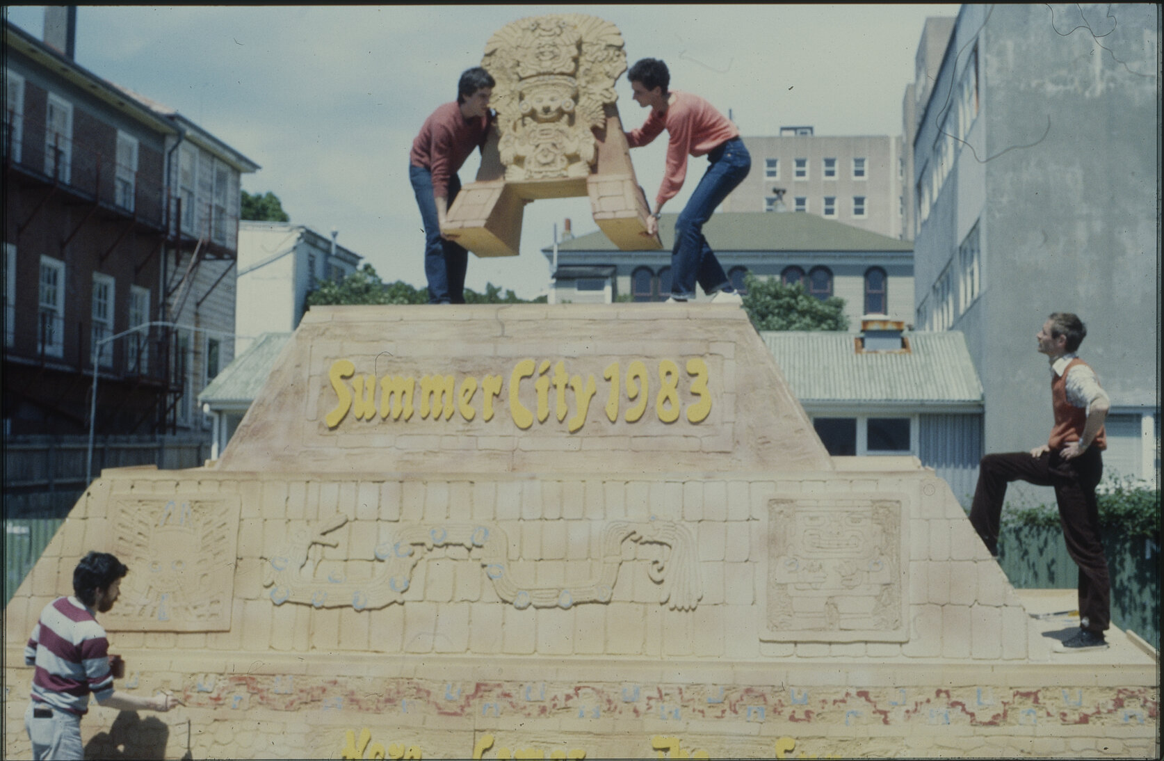Parade float, Summer City 1983