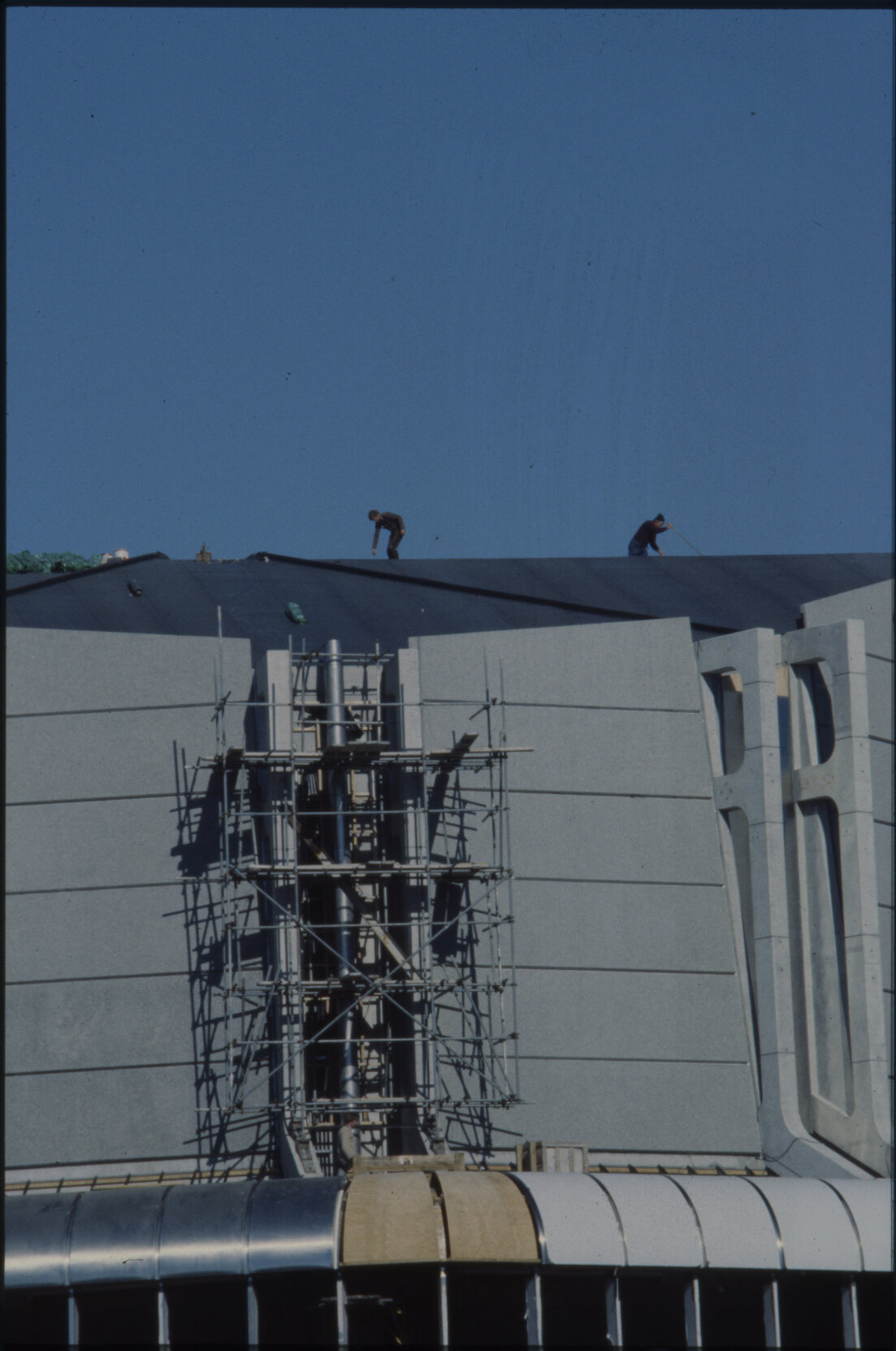 Michael Fowler Centre, construction