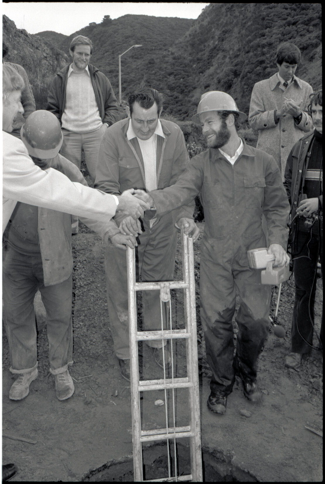 Ngaio Gorge sewer tunnel, break through