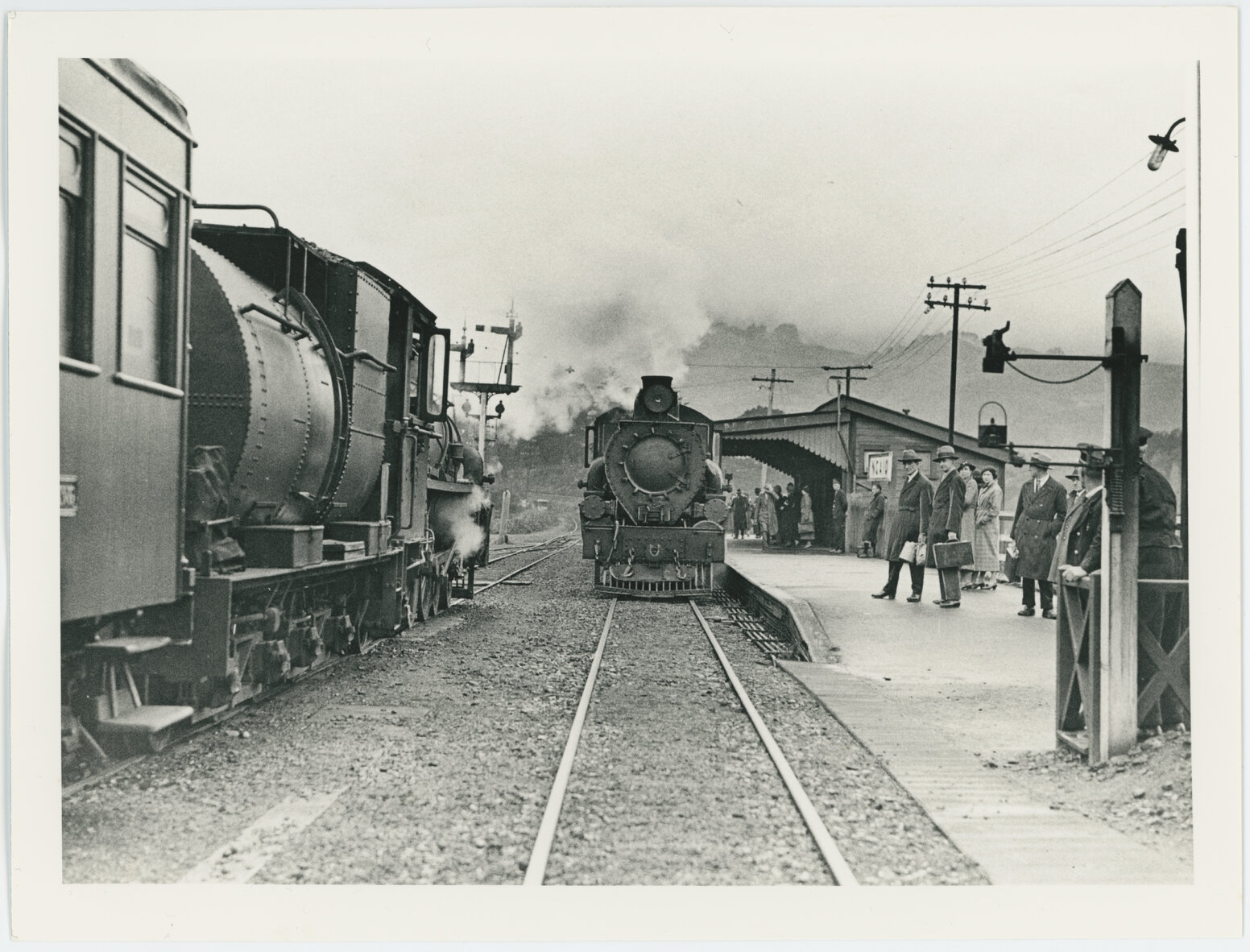 Two trains at Ngaio Railway Station