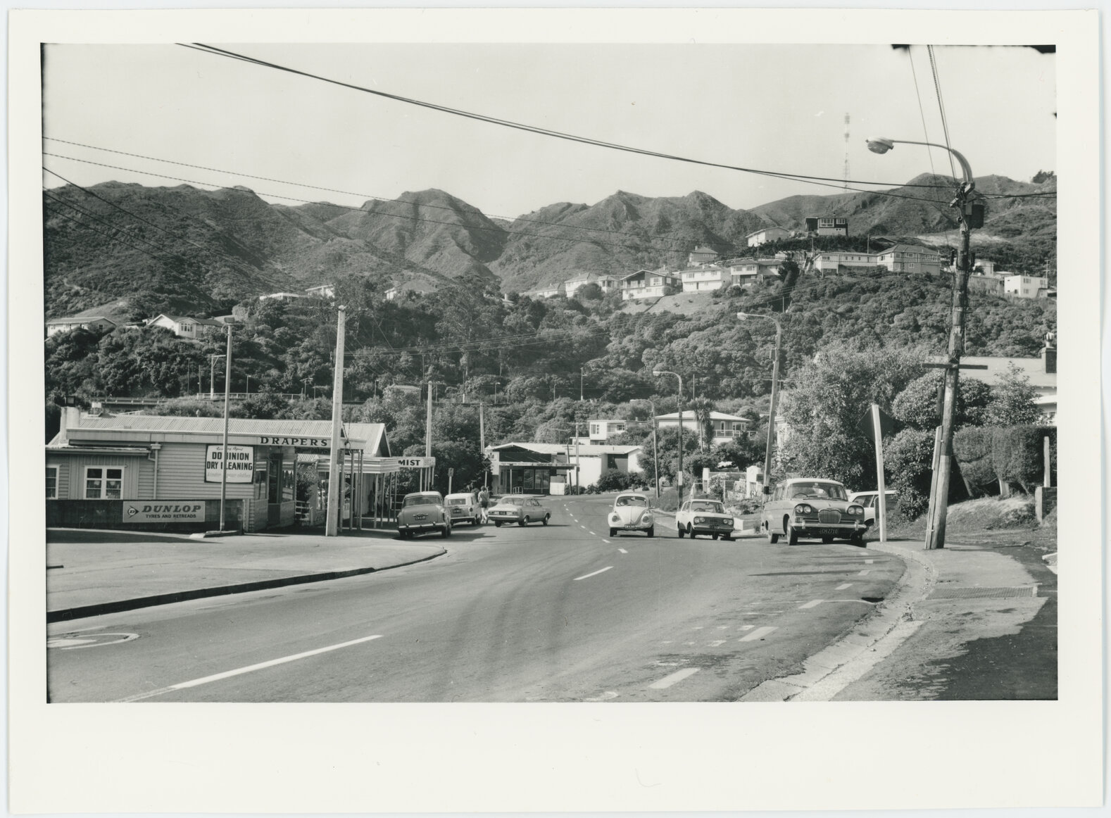 Ottawa Road shops, Ngaio, view looking north