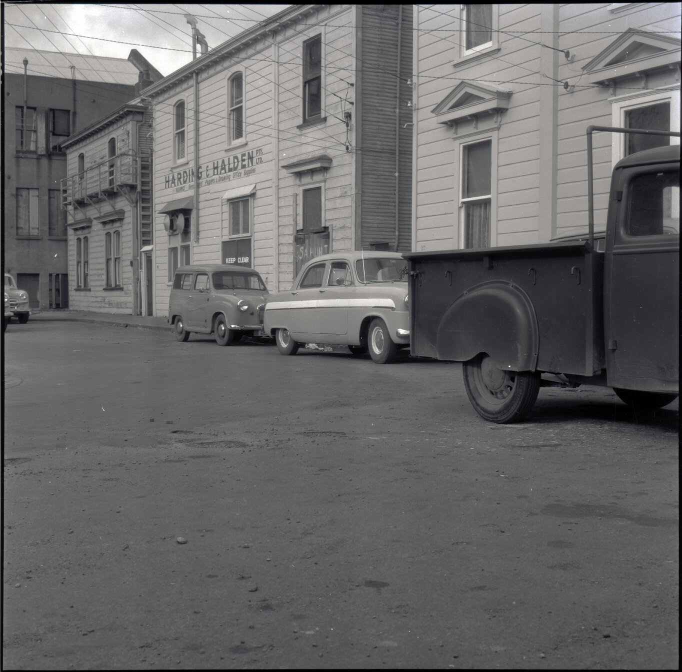 c. Streetscape, Walter Street Service Lane