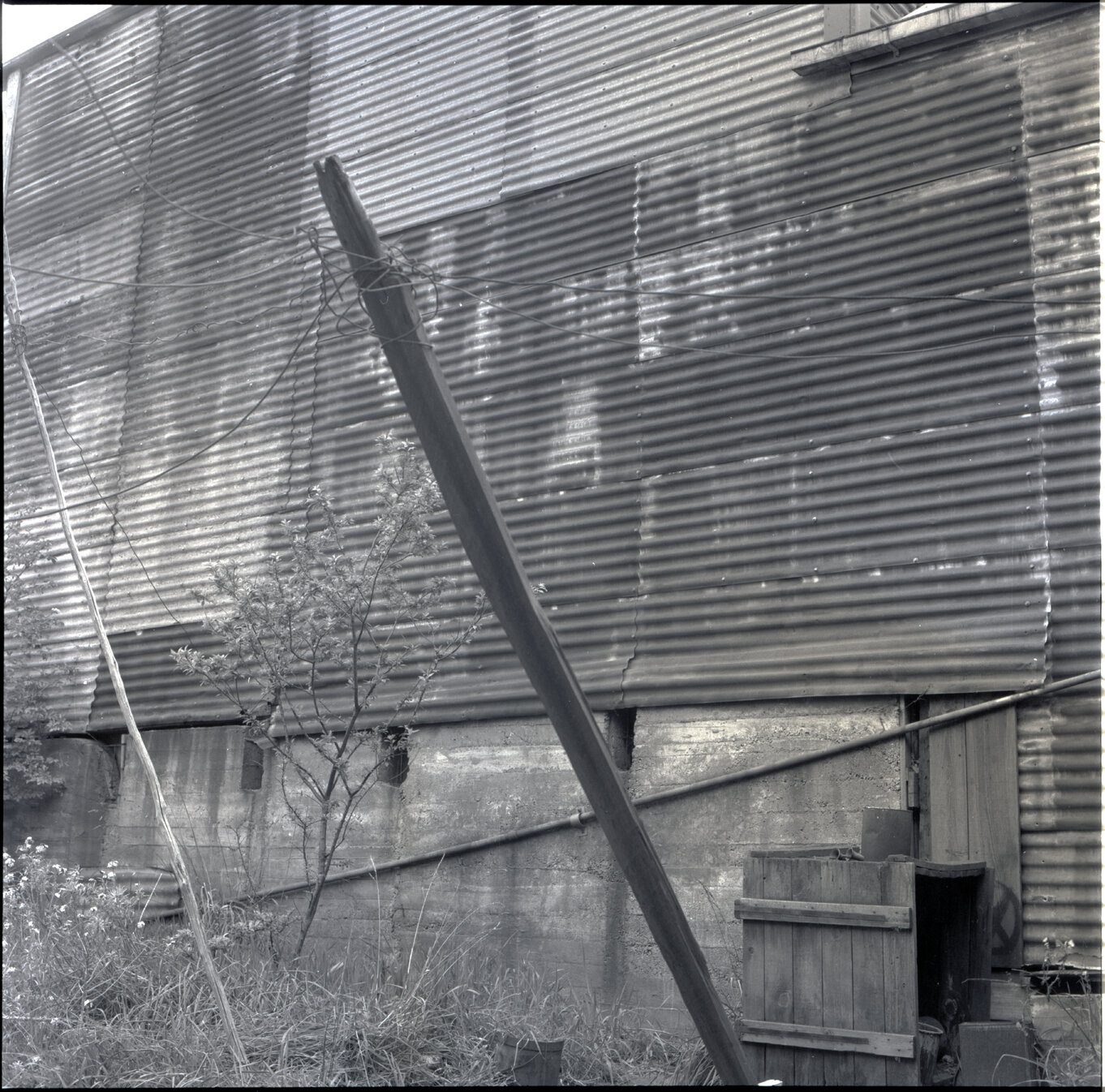 a. Sub-standard building, 76 Adelaide Road, a two story wooden building next to the Adelaide Road Sub Station