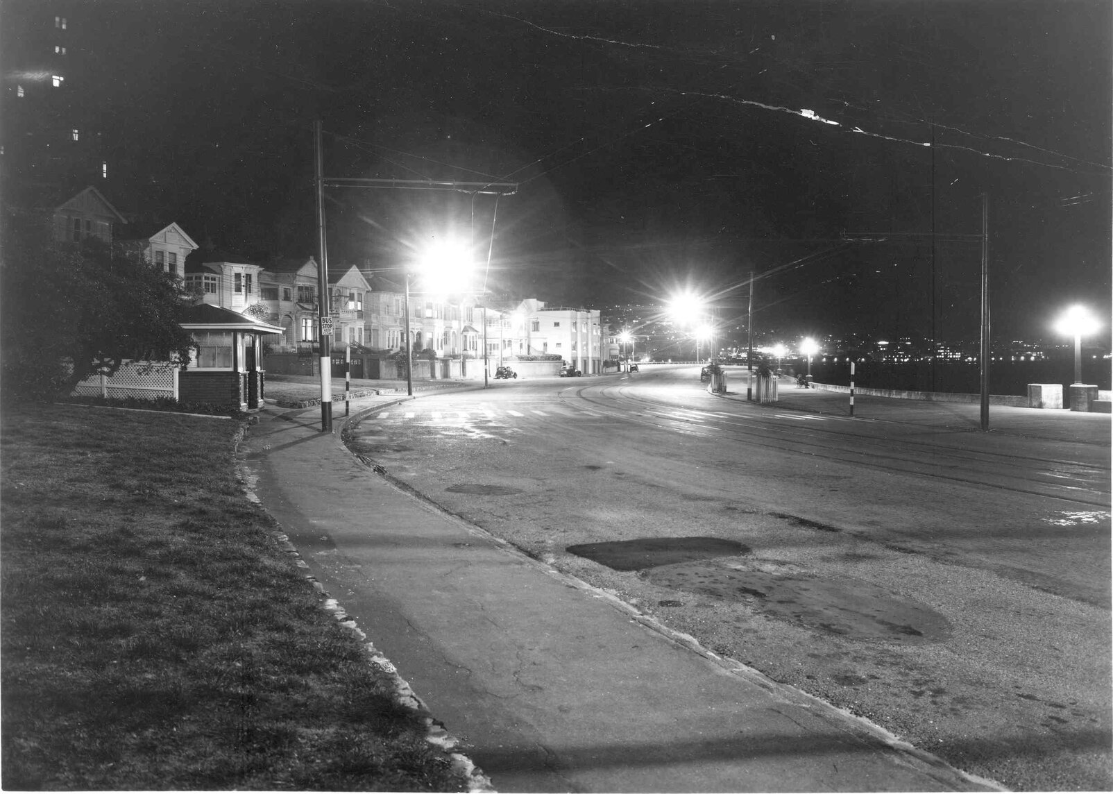 Street lighting Oriental Parade