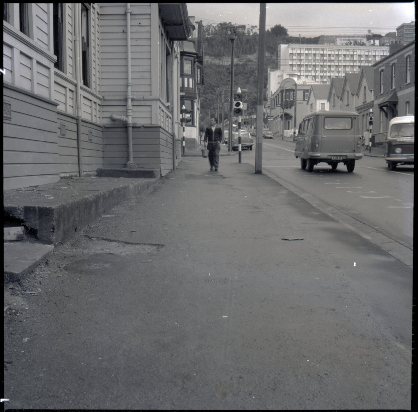 b. Willis St-Ghuznee St