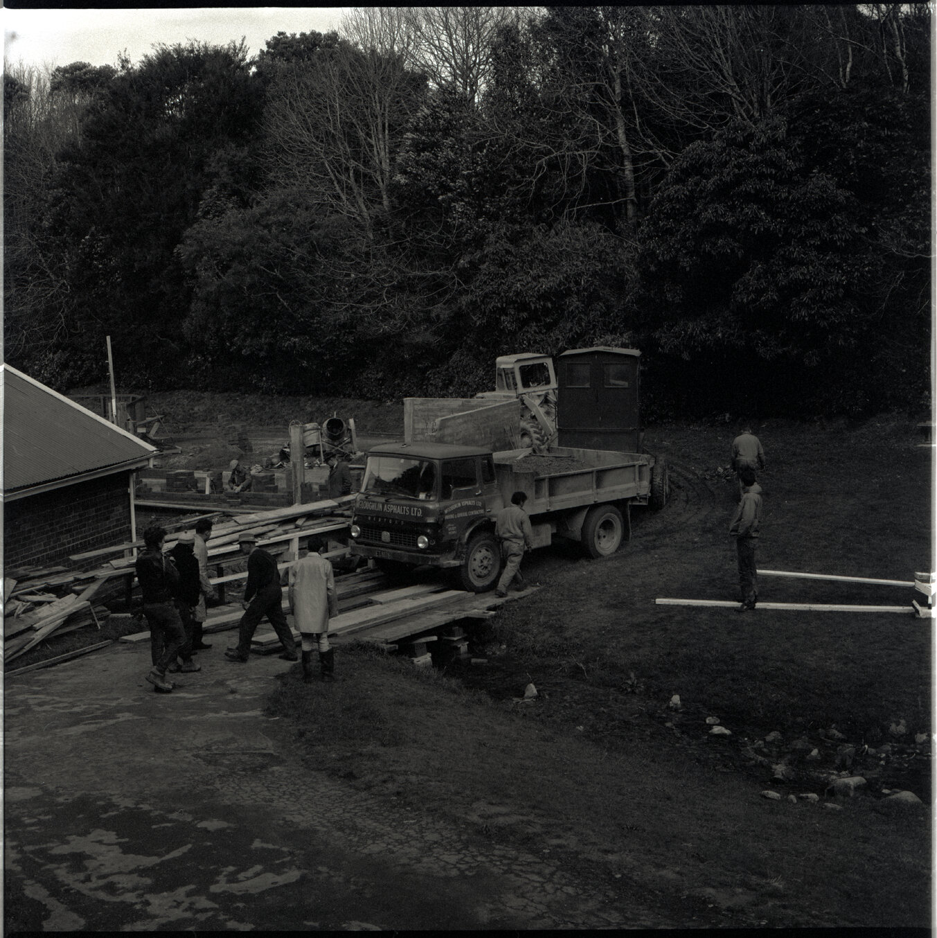 i. Khandallah Baths, Woodmancote Road, Khandallah