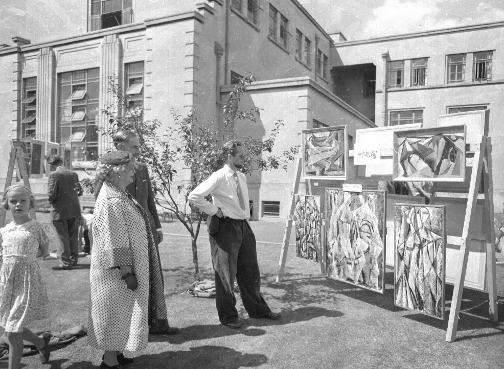 Open air exhibition, Mercer Street