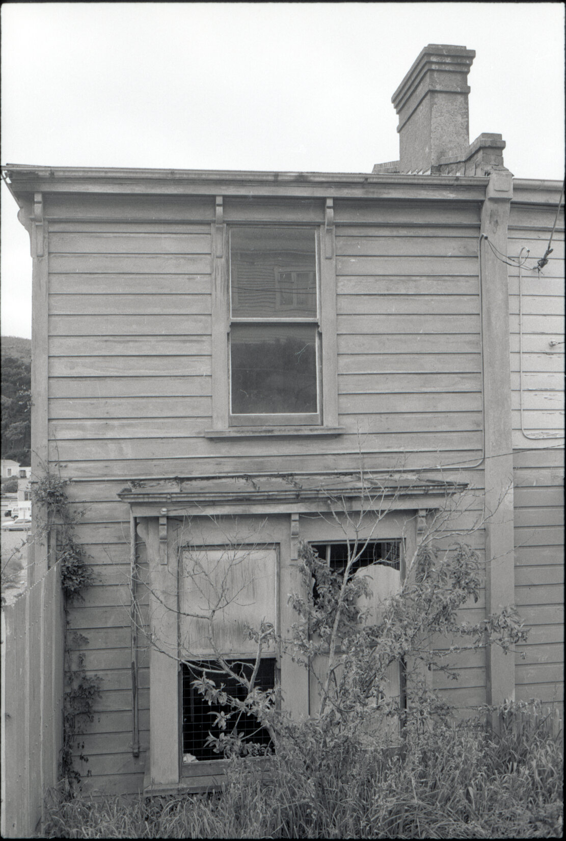 13, 15, 23 Hanson Street, sub-standard houses