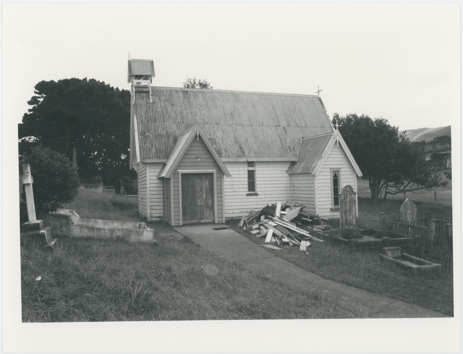 U7, Holy Trinity Church, Ohariu Valley