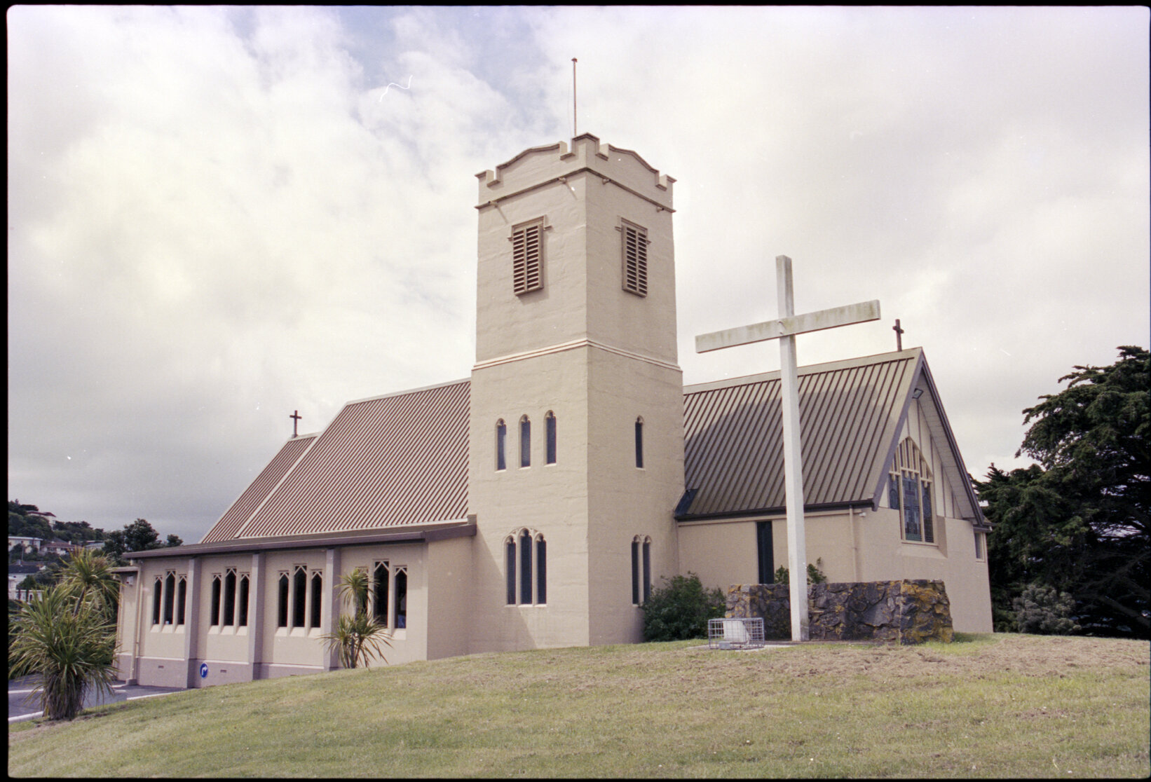 St Johns Church, Bassett Road, corner of Ironside Road